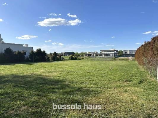 Foto de Lote al agua venta barrio San Matias Escobar, imagen 3