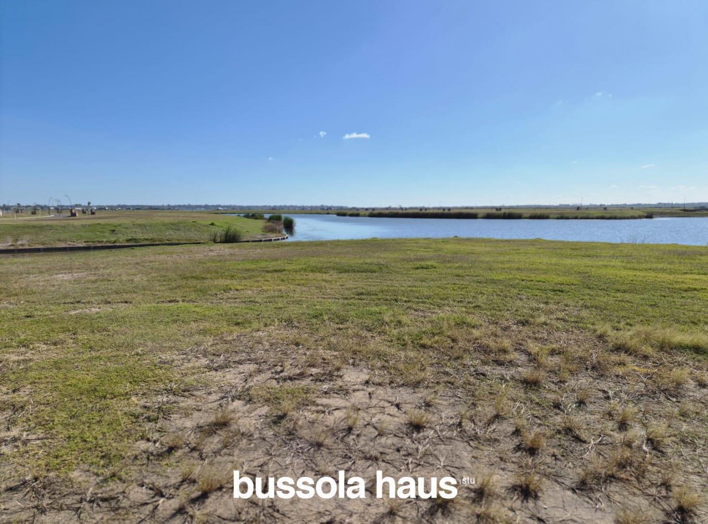 Foto de Lote4 en venta a la laguna central Orillas Puertos, imagen 4