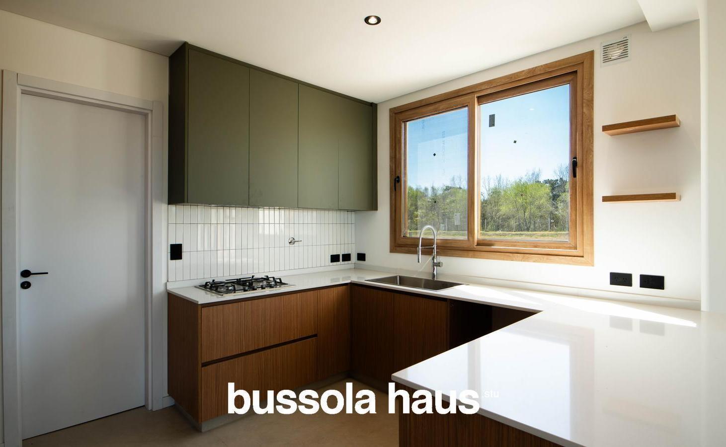 Foto de Casa en venta de 5 ambientes en una planta con pileta en Nativas, imagen 5