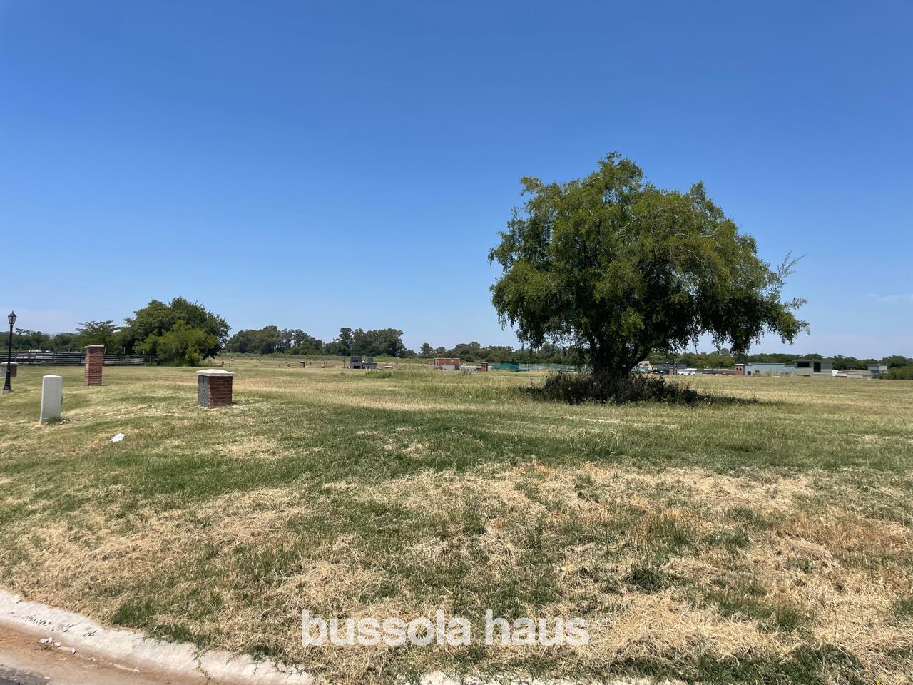 Foto de Lote en venta en San Sebastian Area 13, imagen 1