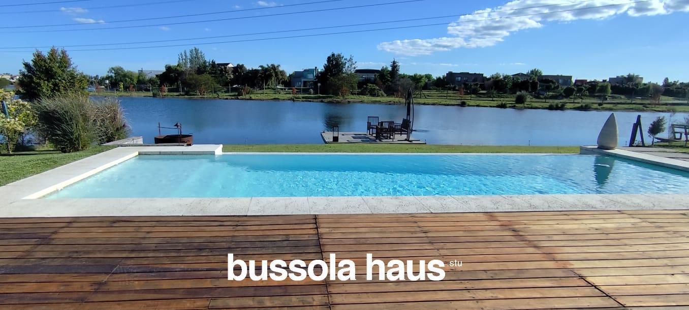 Foto de Casa en alquiler temporal 3 dormitorios a la laguna, barrio San Gabriel, imagen 1