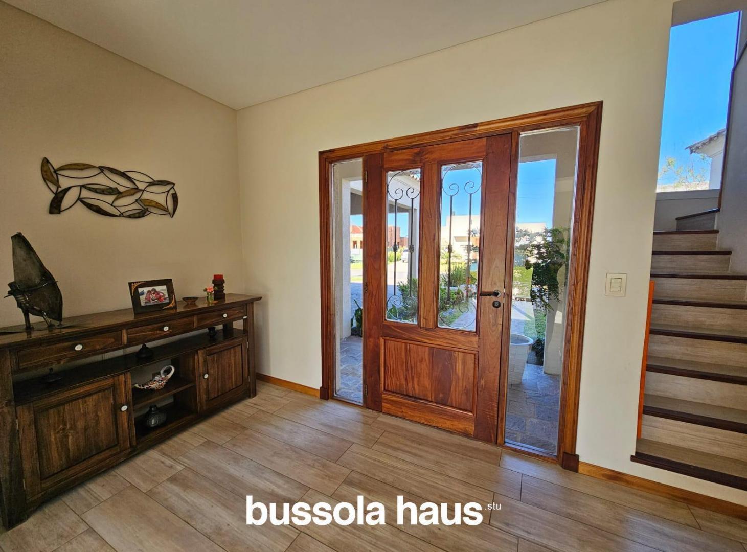 Foto de Casa en alquiler temporal a la laguna, 3 dormitorios, Barrio San, imagen 2