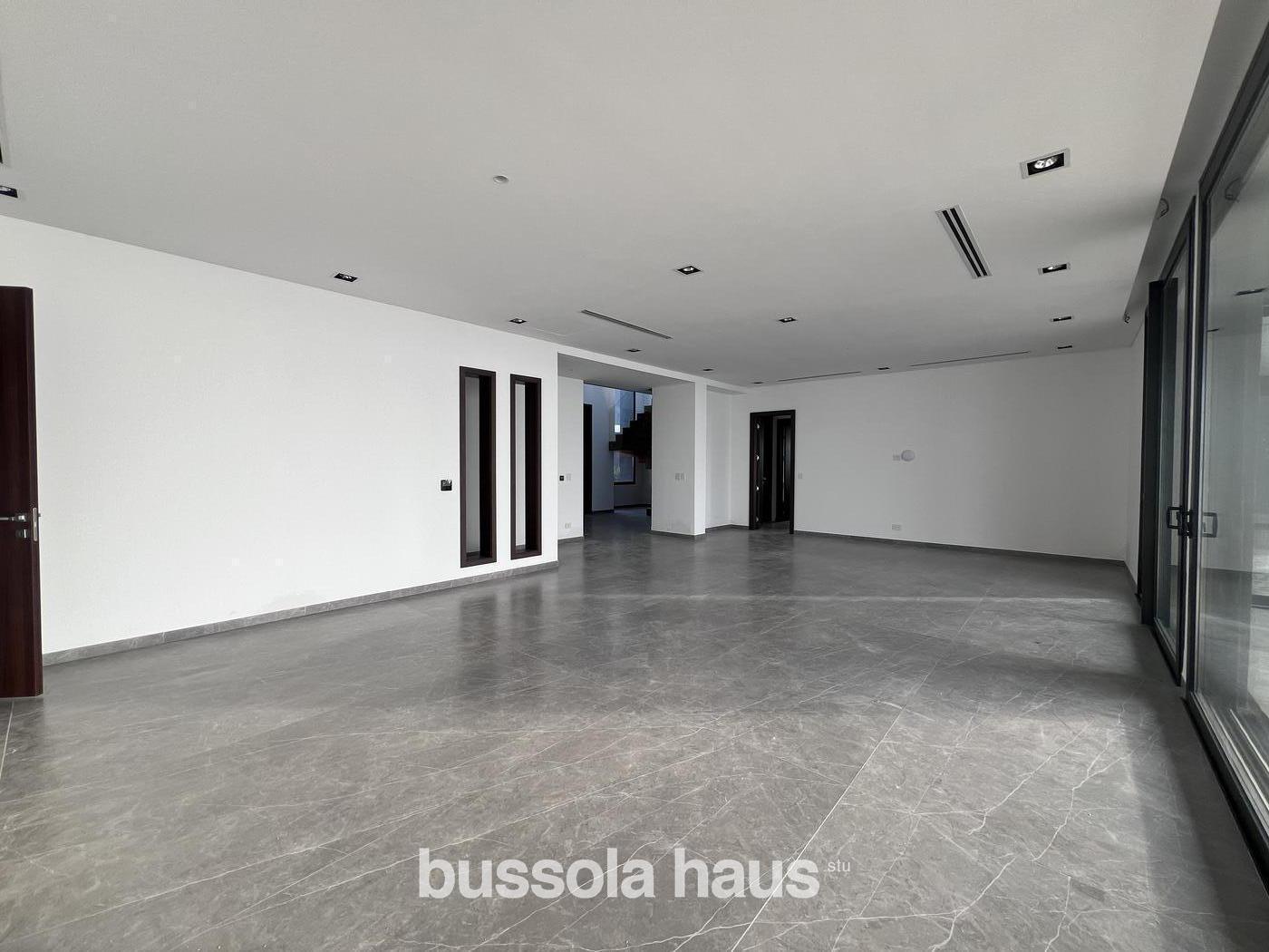 Foto de Casa en Venta con 5 dormitorios al lago en Puertos del Lago, imagen 5