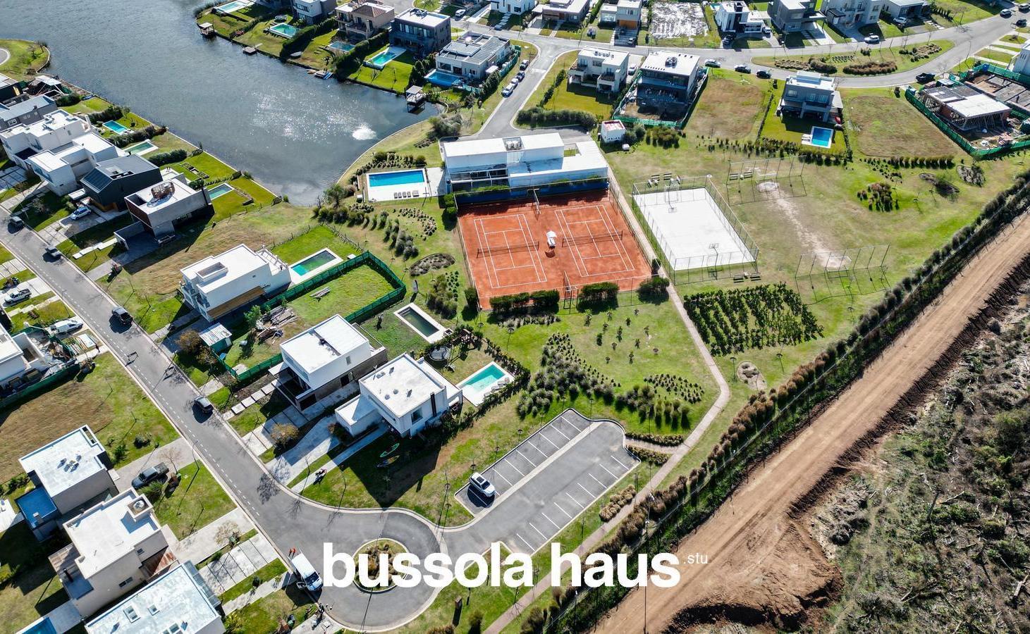 Foto de Casa en venta de 5 ambientes con pileta en Acacias Puertos Escobar, imagen 2
