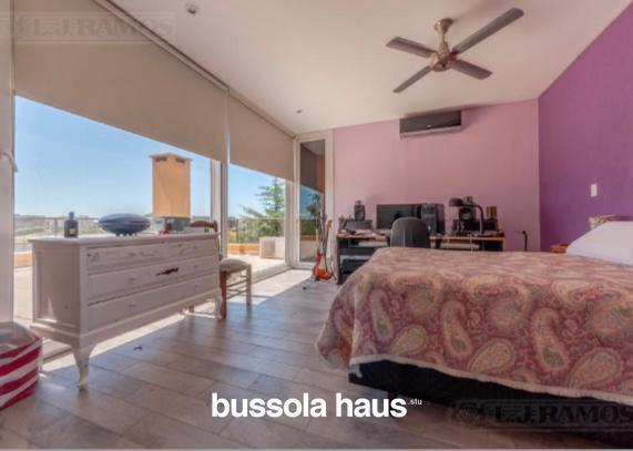 Foto de Casa a la laguna en venta Vistas Puertos, imagen 2