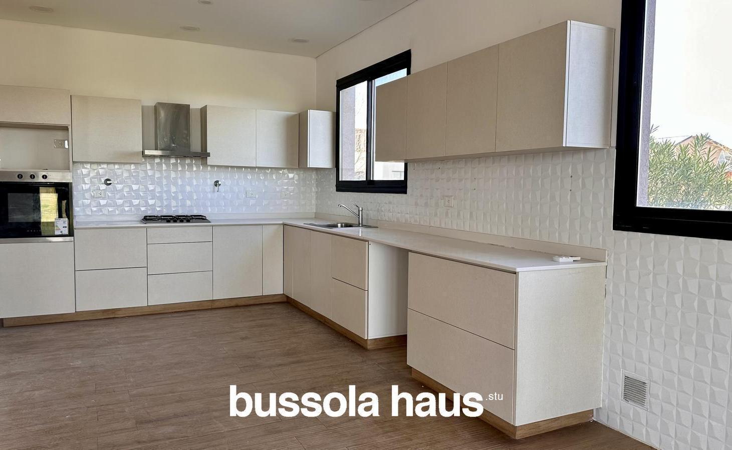 Foto de Casa en alquiler 4 dormitorios en El Canton Golf Escobar, imagen 3