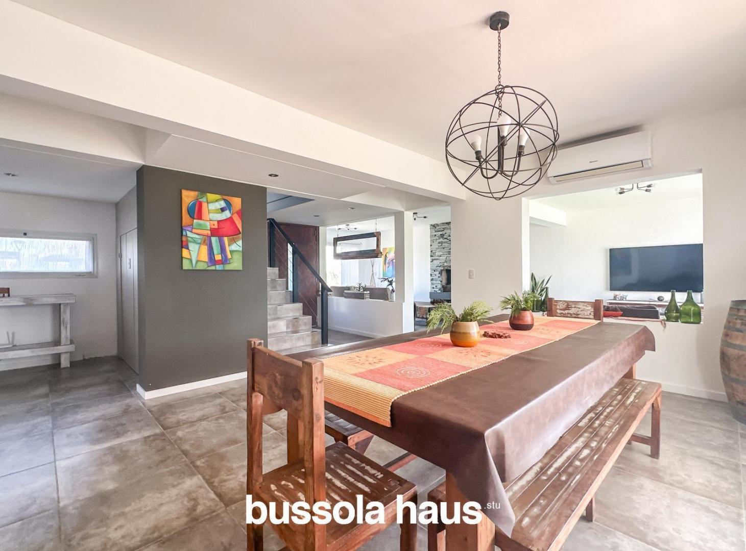 Foto de Casa en venta e 4 dormitorios lote central FINANCIACION en Canton Norte, imagen 2