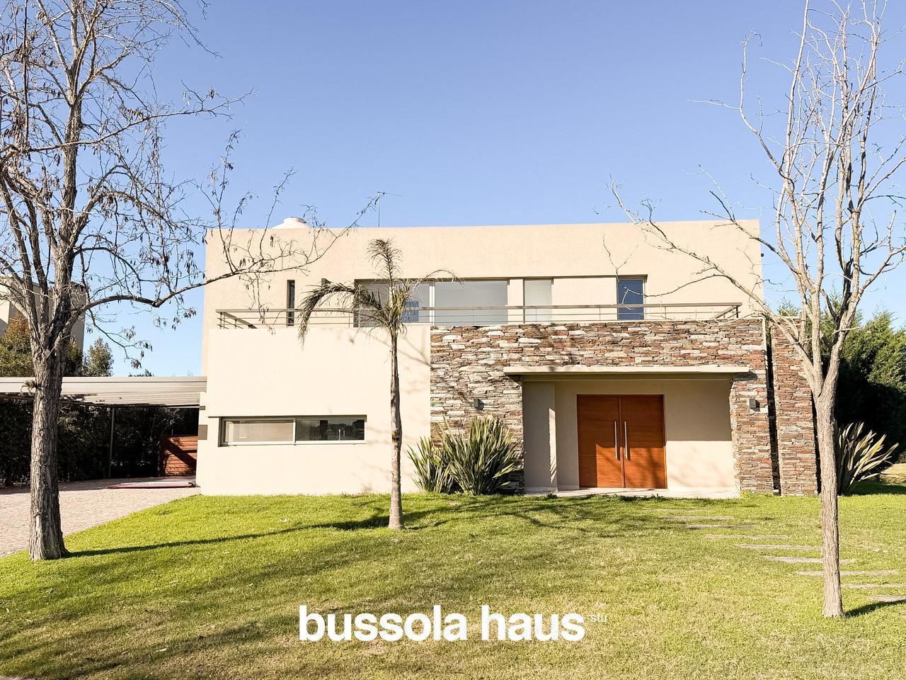 Foto de Casa en venta 3 dormitorios en lote central en el Canton Islas Escobar, imagen 1