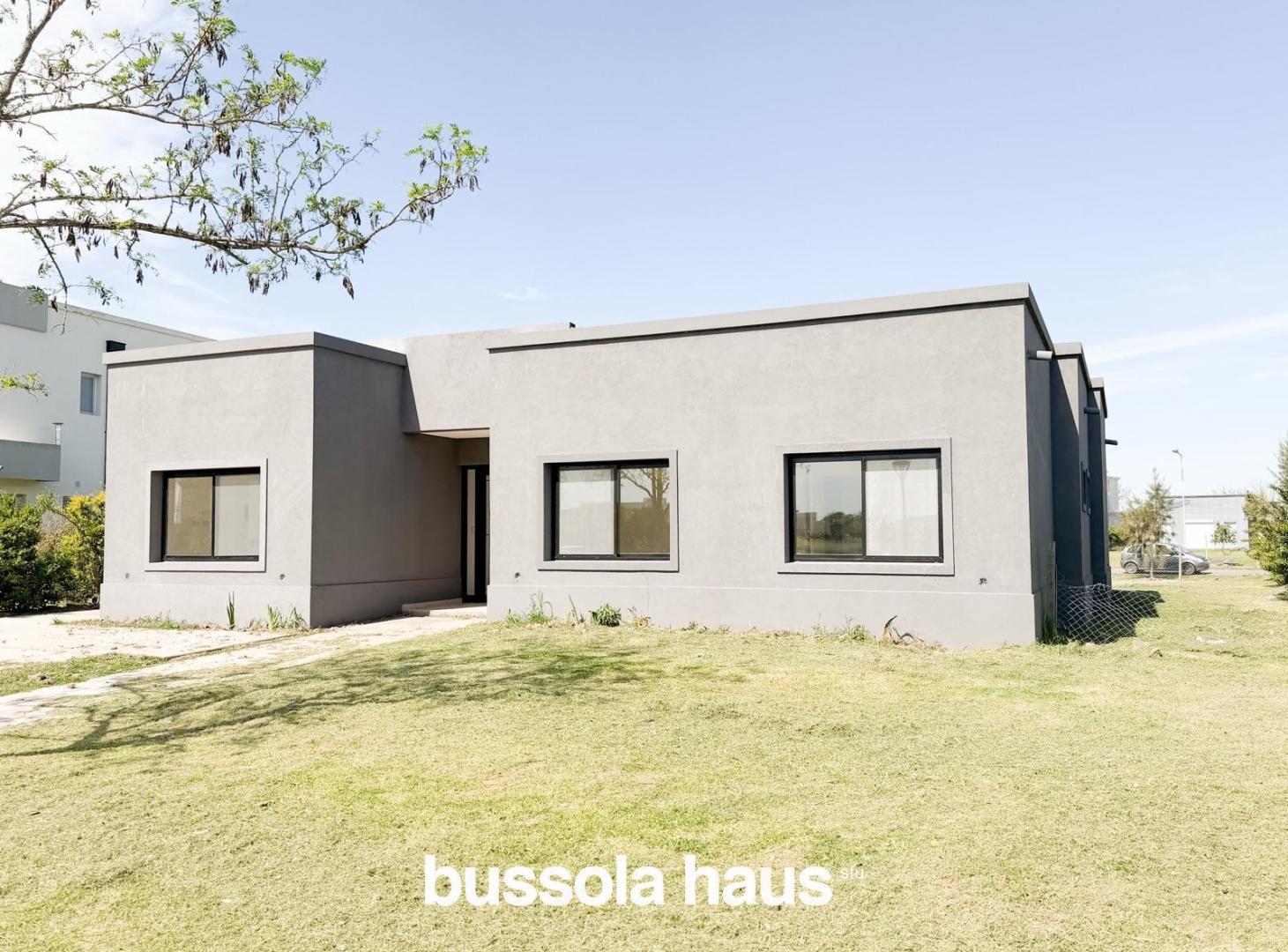 Foto de Casa en venta 3 dormitorios a la laguna en una planta en el Canton, imagen 3