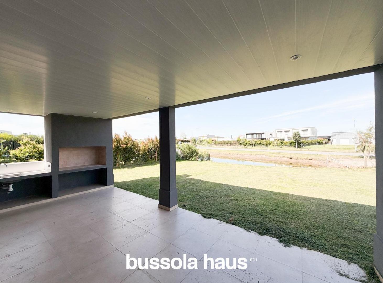 Foto de Casa en venta 3 dormitorios a la laguna en una planta en el Canton, imagen 4