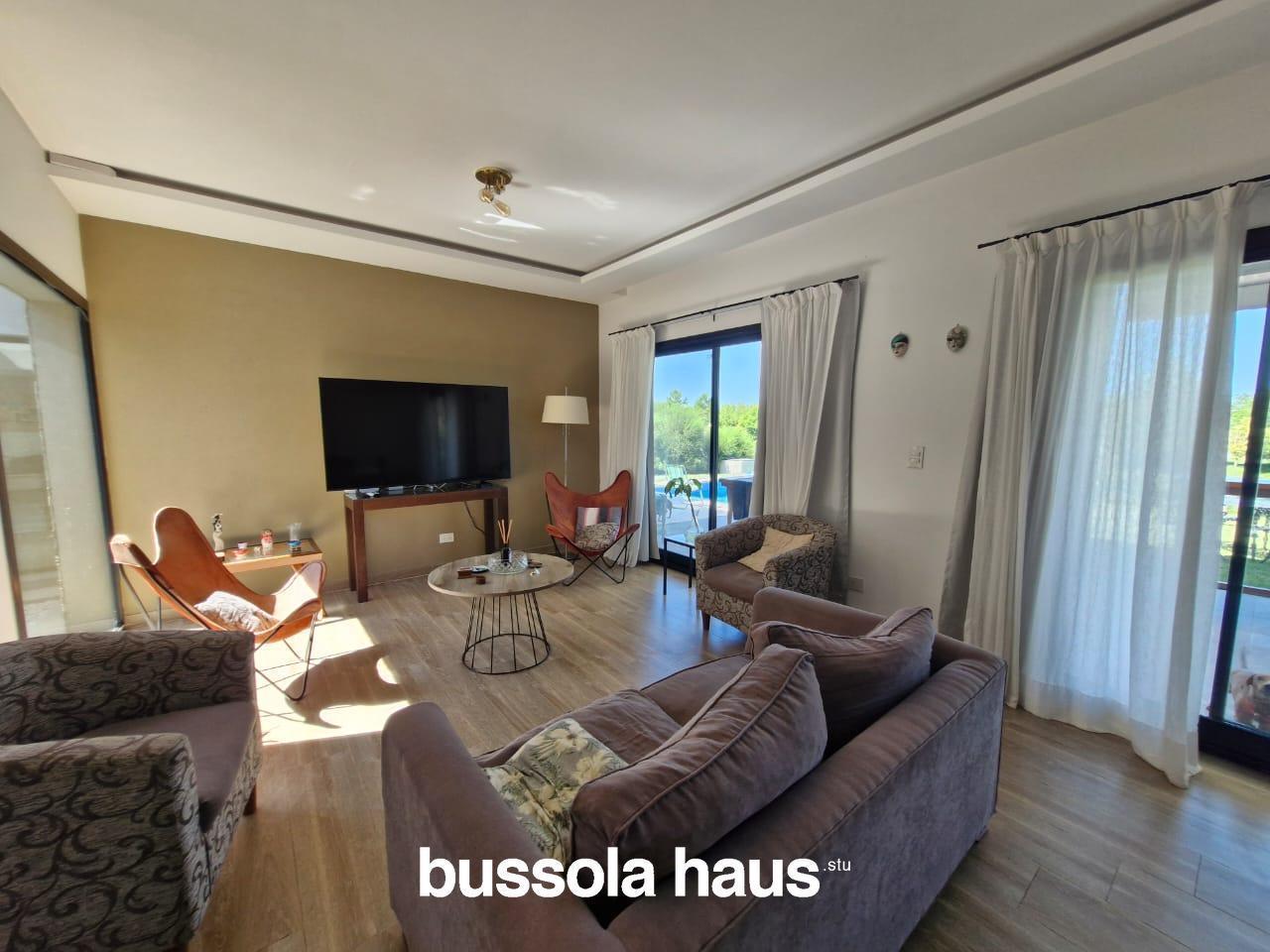 Foto de Casa en venta 4 dormitorios El Canton Islas a espejo de agua, imagen 4