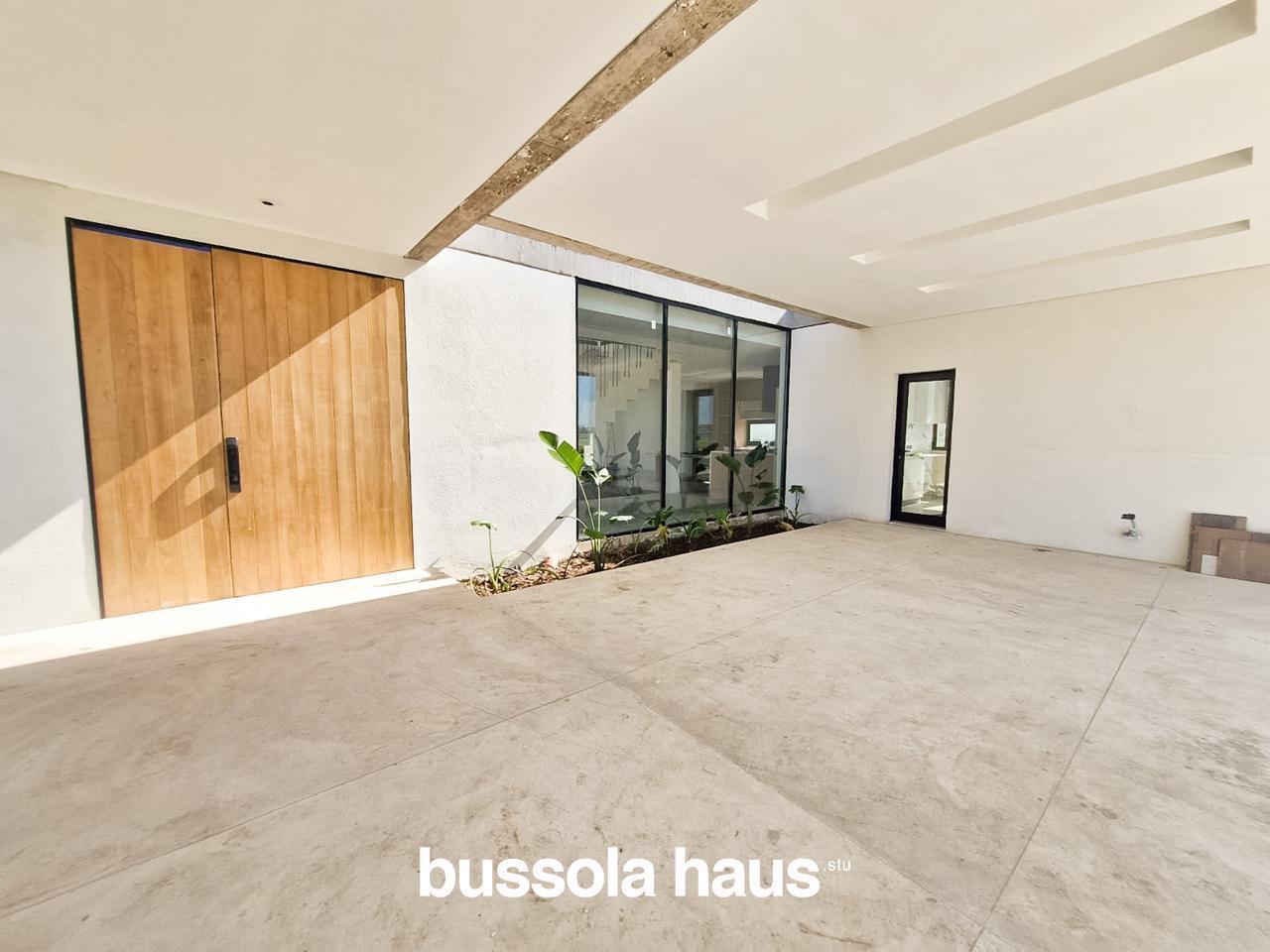 Foto de Casa en venta 4 dormitorios al lago en Costas Puertos del Lago, imagen 5