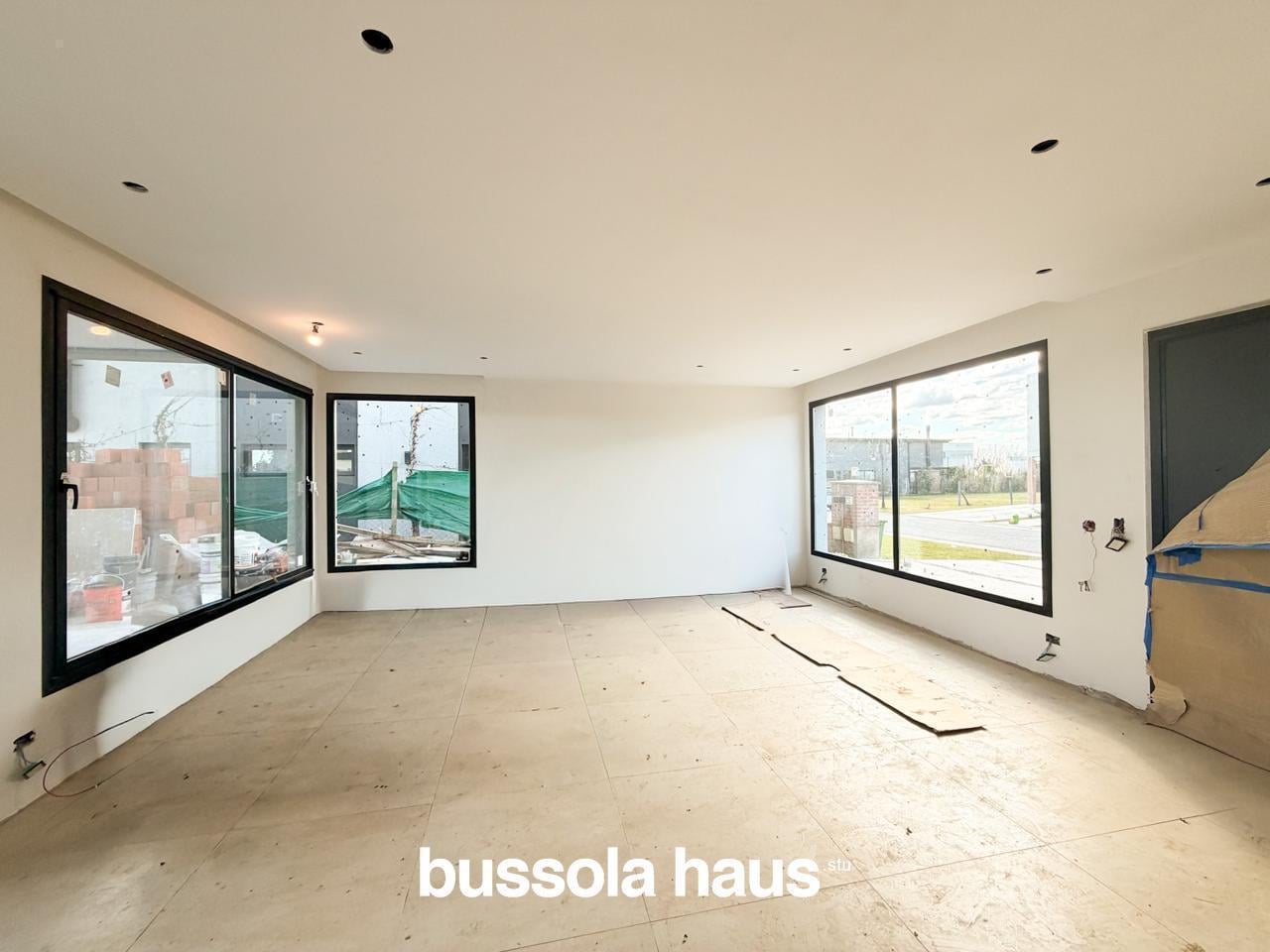 Foto de Casa en venta 3 dormitorios pileta y amarra lote interno en Vila Marina, imagen 3