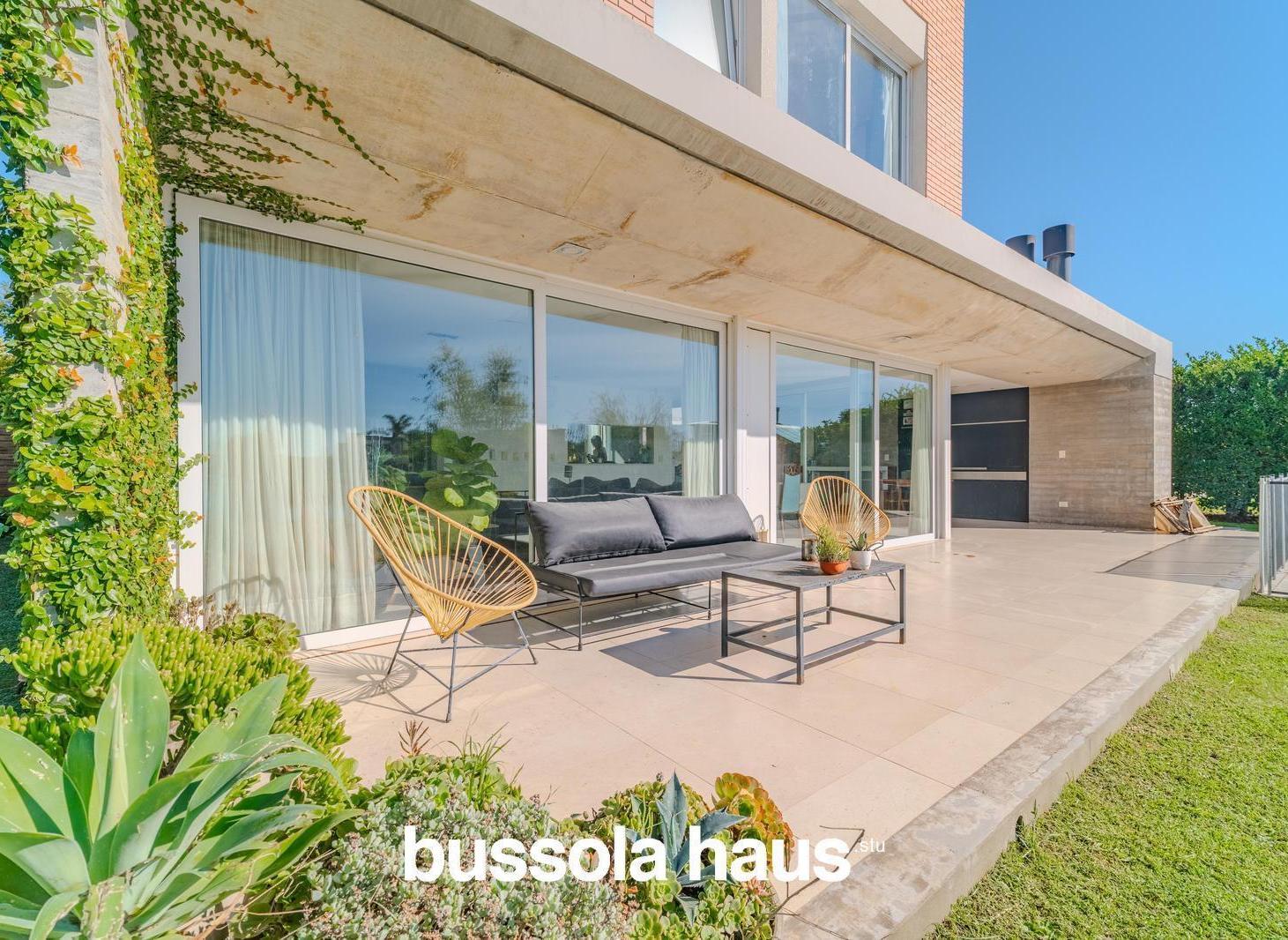 Foto de Casa en venta 4 dormitorios al lago en el Canton Norte Escobar, imagen 3