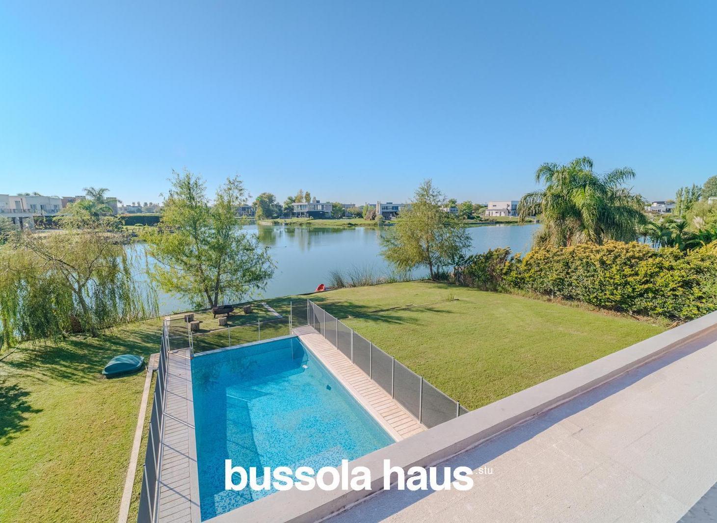 Foto de Casa en venta 4 dormitorios al lago en el Canton Norte Escobar, imagen 5