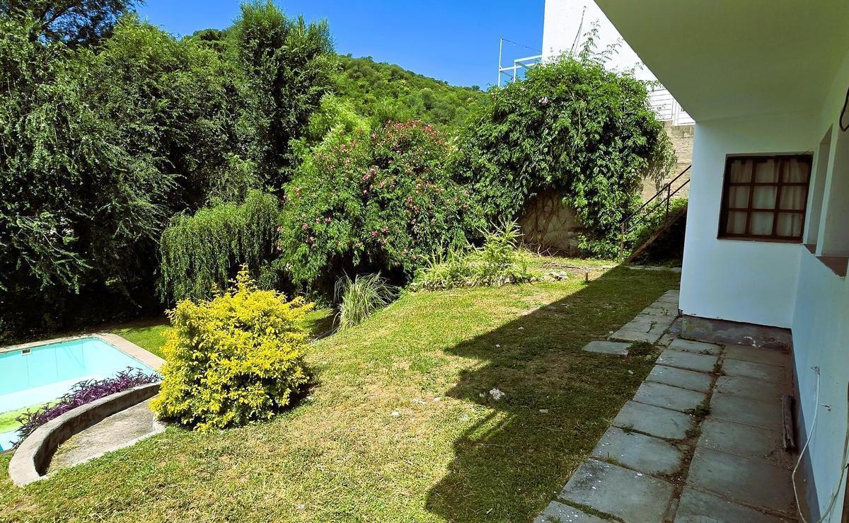 Casa en Venta con Vista Al Lago 3