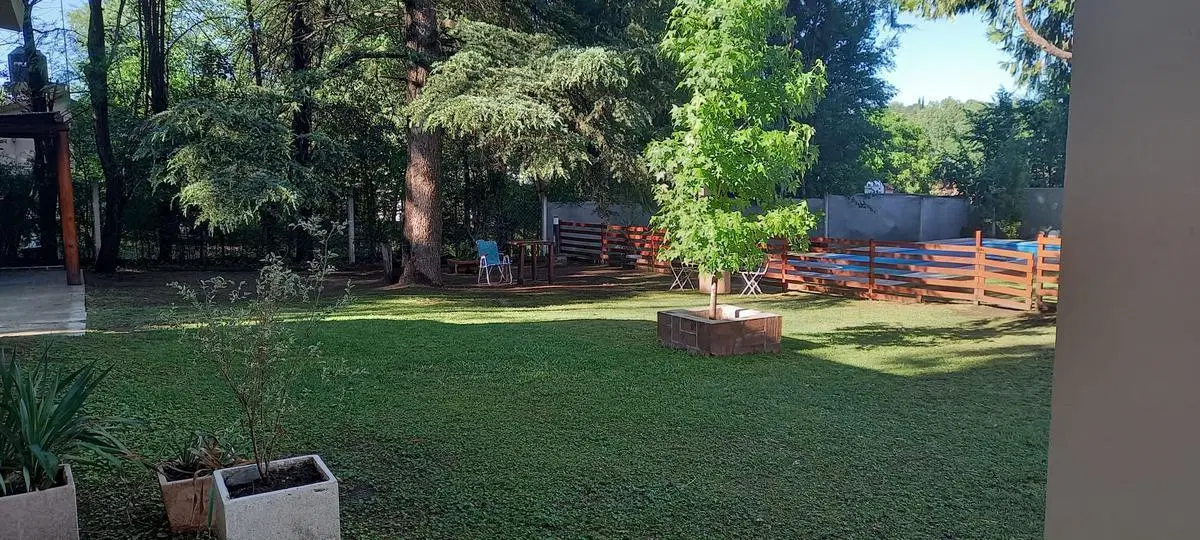 Complejo de 3 departamentos a mts del rio 3