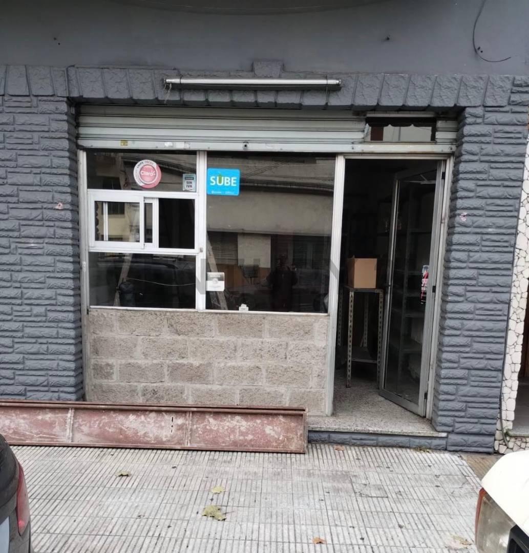 ALQUILER DE LOCAL COMERCIAL EN PIÑEYRO AVELLANEDA
