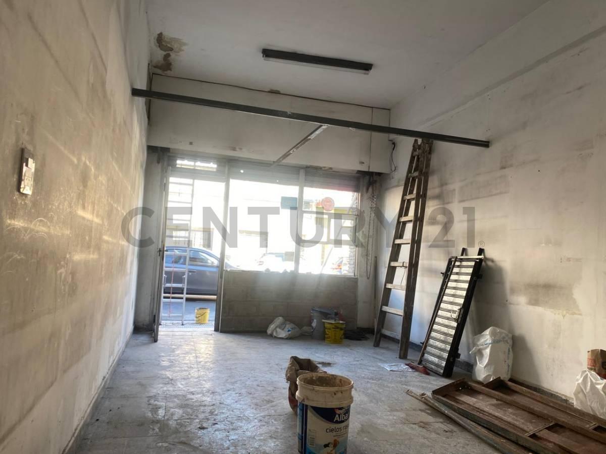 Foto de ALQUILER DE LOCAL COMERCIAL EN PIÑEYRO AVELLANEDA, imagen 2