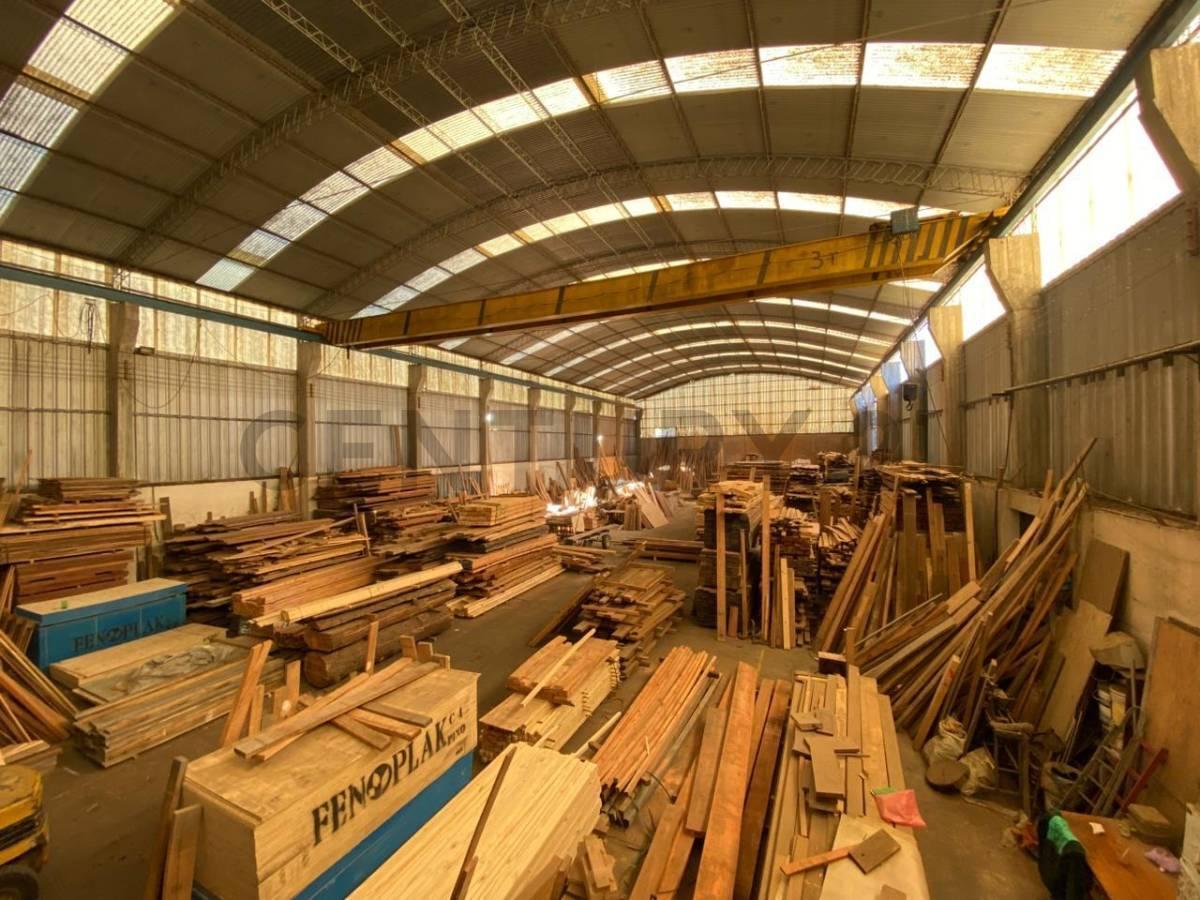 VENTA DE GALPON DEPOSITO EN LOMAS DE ZAMORA