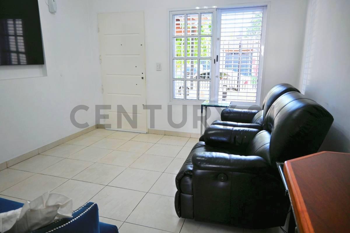 VENTA CASA 6 AMBIENTES, COCHERA, QUINCHO Y PILETA LOMAS DE ZAMORA