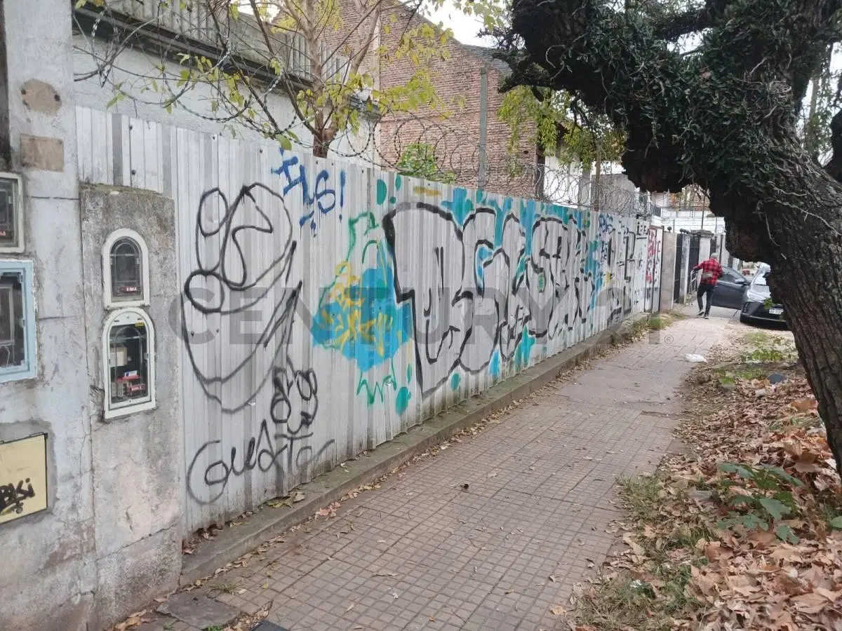 Terreno o lote de 1300 m2 Ballester centro Alquiler 4