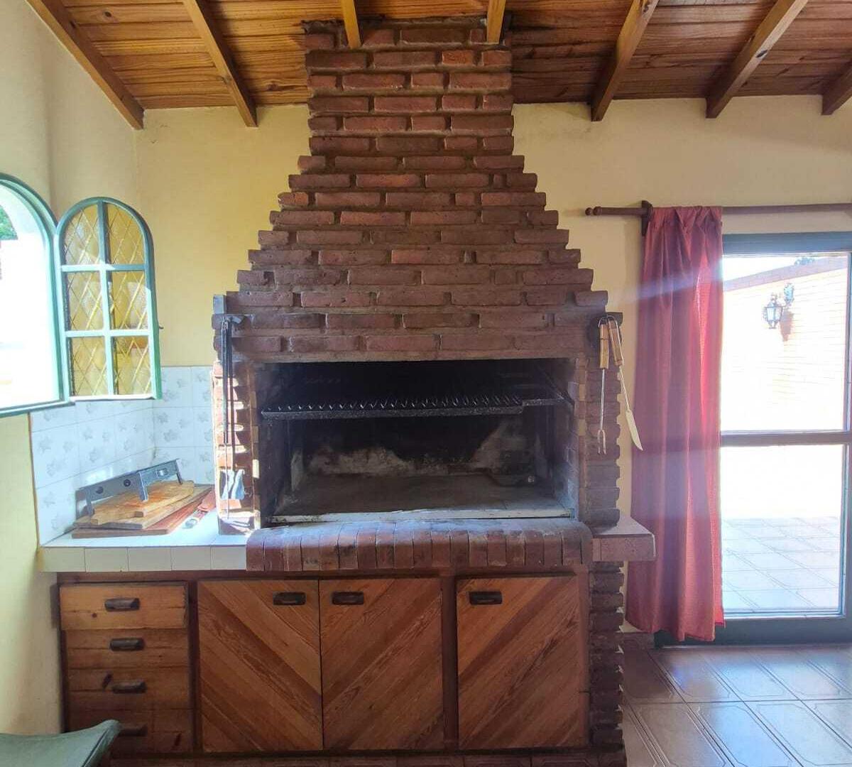 CASA 3 AMBIENTES EN LANUS.