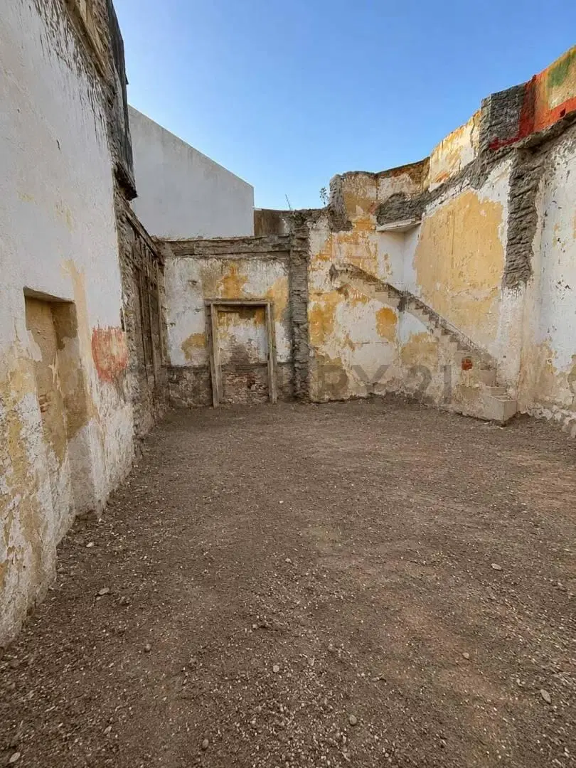 Lote en venta Lanus 4