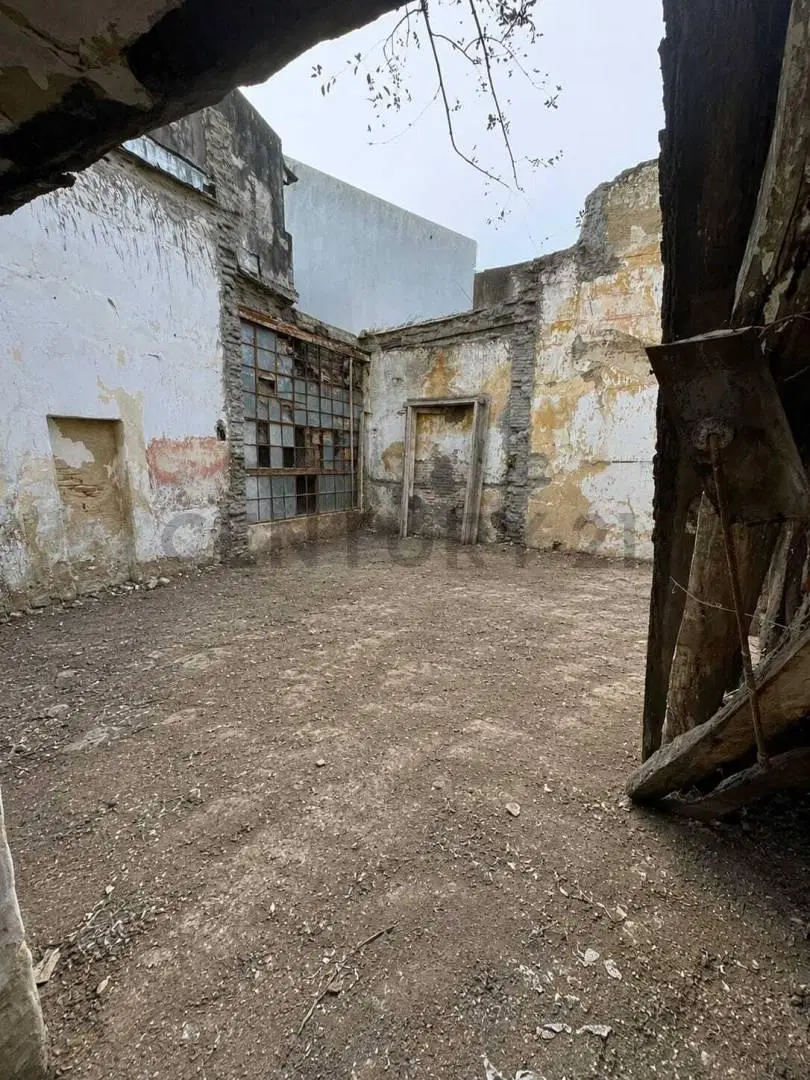 Lote en venta Lanus 3