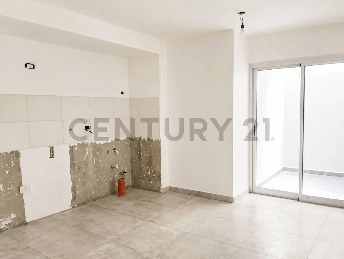 VENTA OPORTUNIDAD DEPARTAMENTO 2 AMB A ESTRENAR con Cochera a Metros de la Estación de Lomas 5