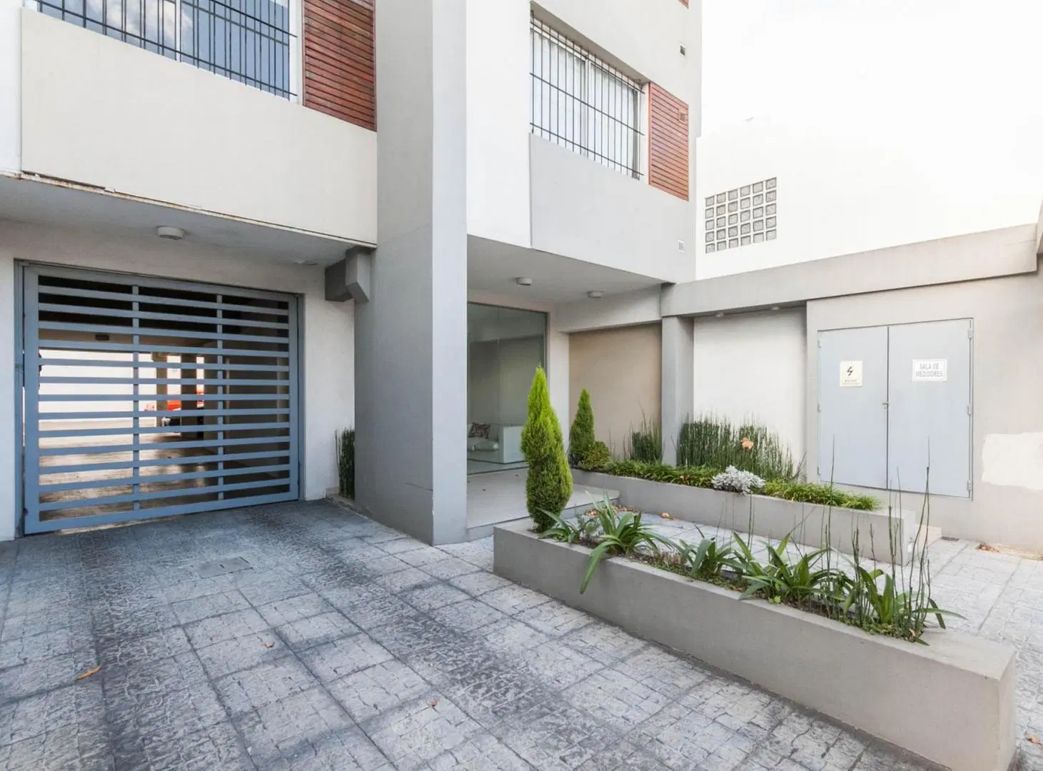 ALQUILER DEPARTAMENTO MONOAMBIENTE EN LANÚS 5