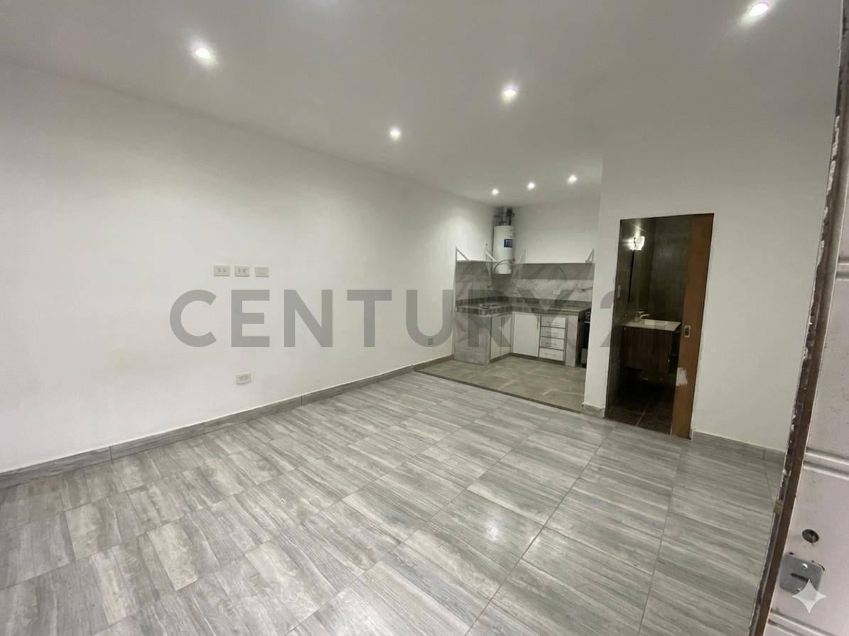 ???? Monoambiente a Estrenar con Patio Privado de 42 m² en Valentín Alsina