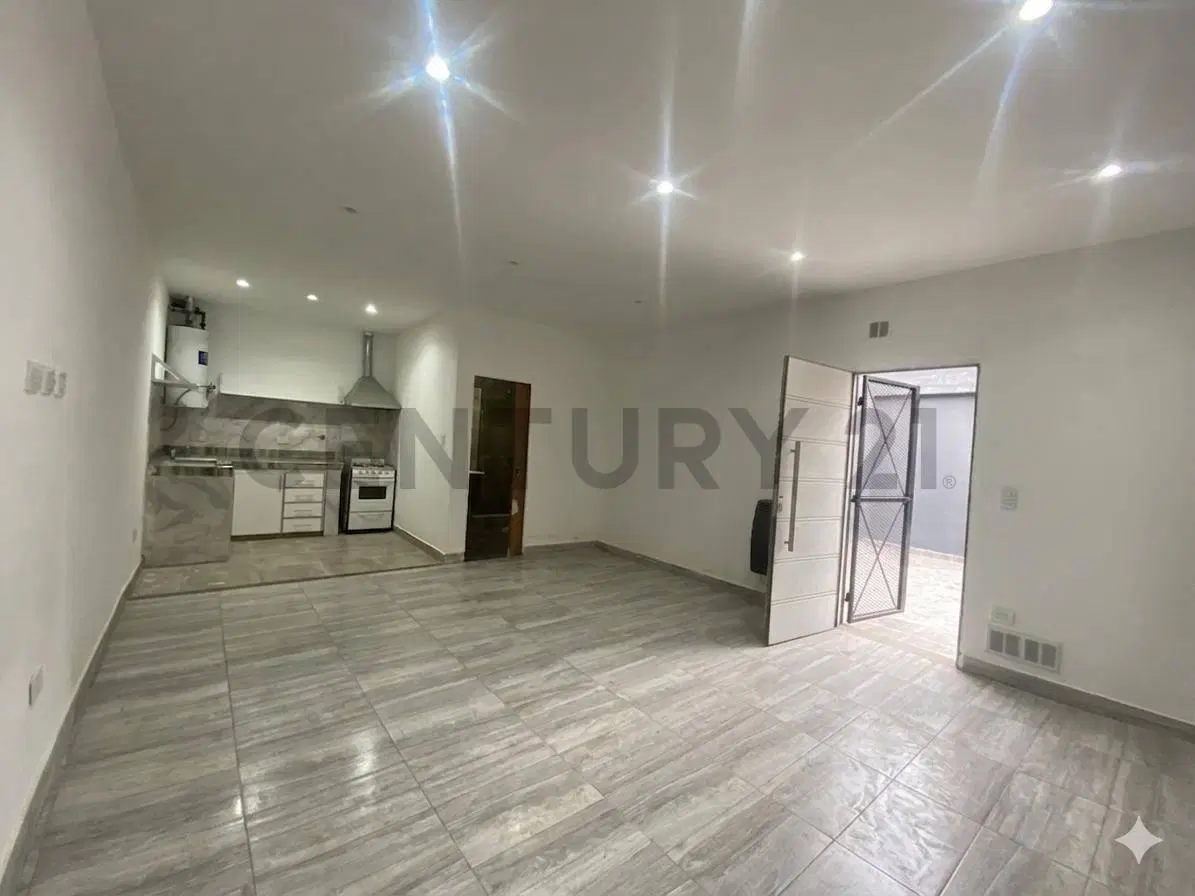 ???? Monoambiente a Estrenar con Patio Privado de 42 m² en Valentín Alsina 2