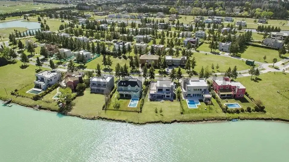 Venta de Lote en Principado Ciudad Náutica, Canning 2