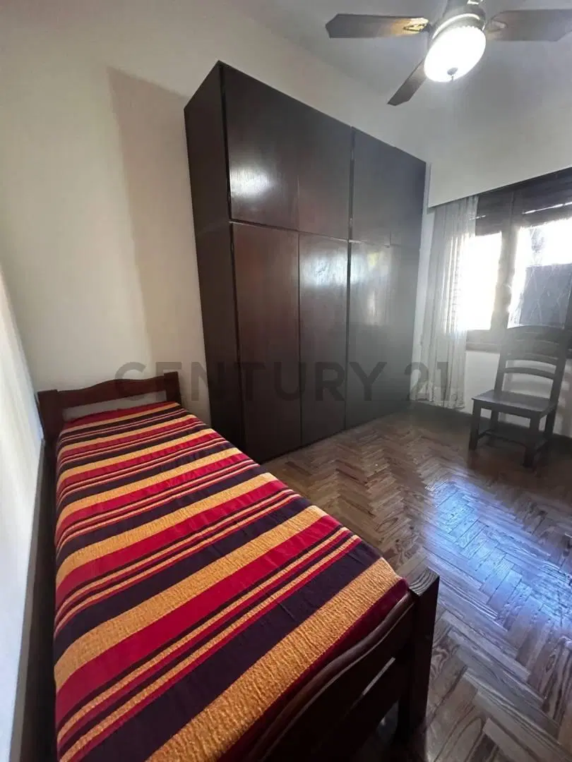 VENTA CASA +LOTE VARELA 5