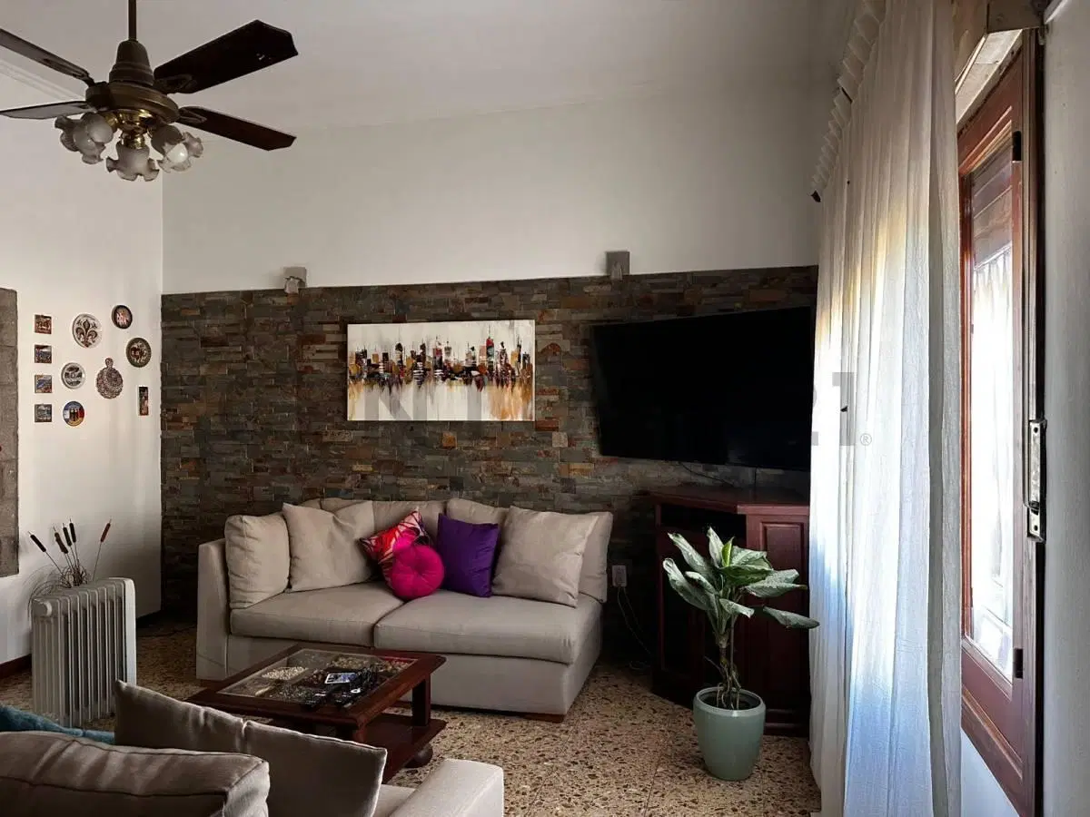 VENTA CASA +LOTE VARELA 3