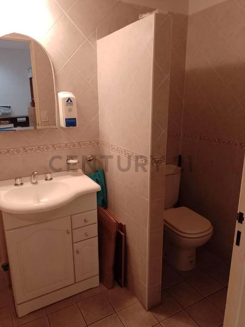 Foto de OFICINA CON DEPOSITO O ESTACIONAMIENTO EN VENTA EN CONGRESO, imagen 2