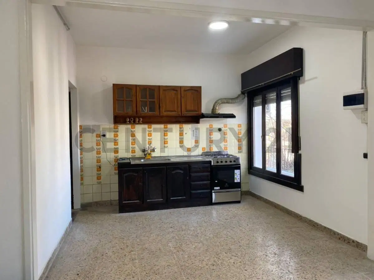 DEPARTAMENTO 2 AMBIENTES CON BALCON EN ALQUILER 2