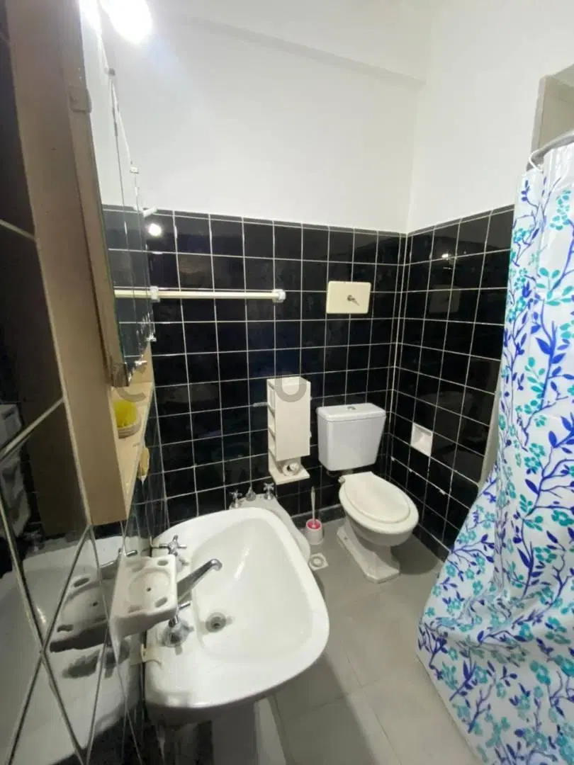 DEPARTAMENTO 2 AMBIENTES CON BALCON EN ALQUILER 4