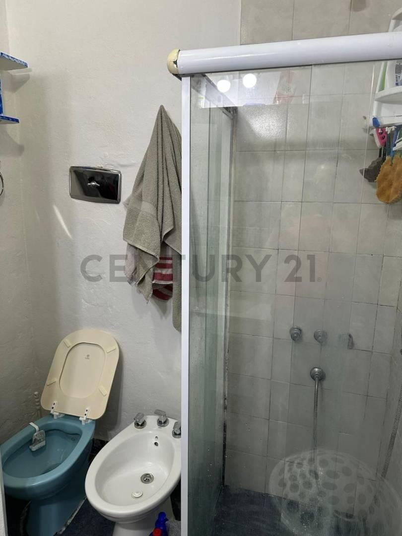 Foto de Casa 3 ambientes con amplio lote y gran potencial de ampliación, imagen 3