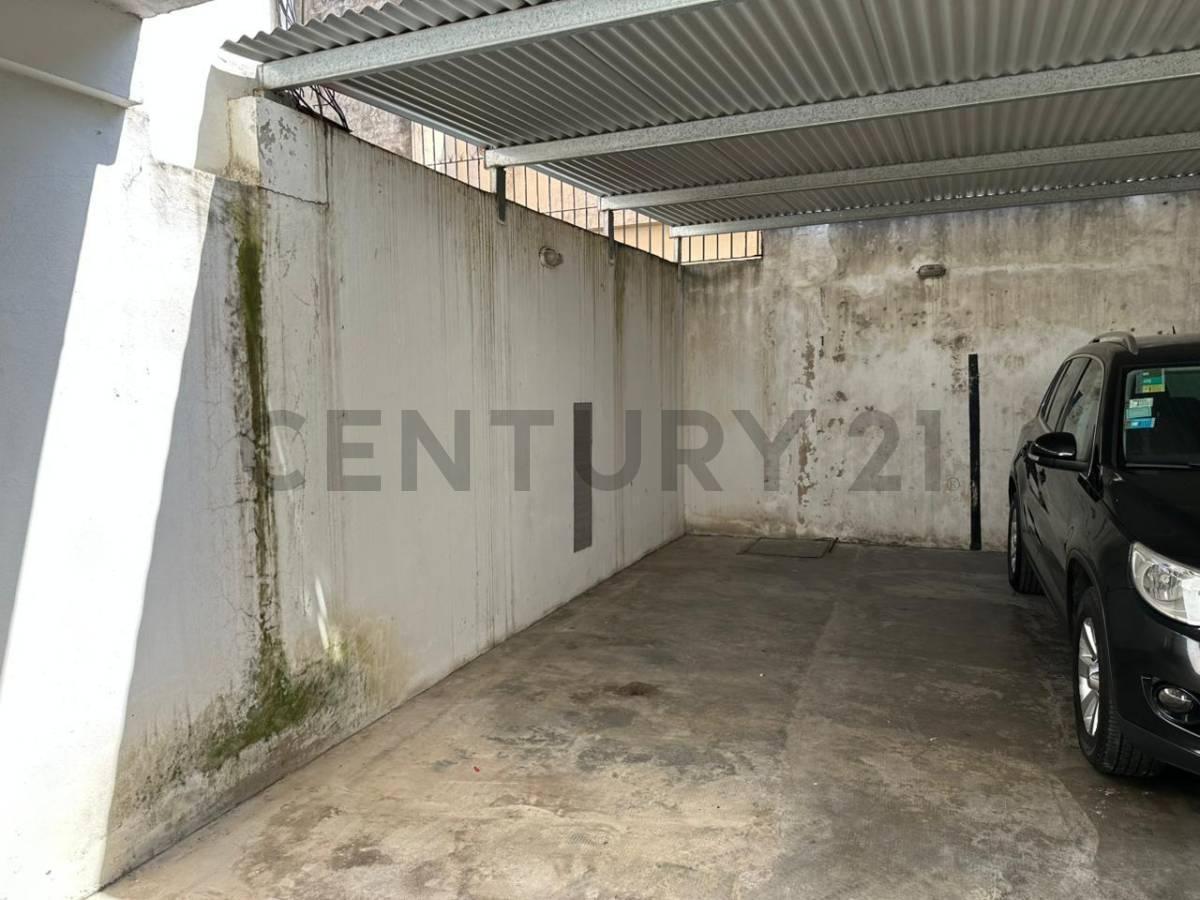 Foto de ALQUILER Imperdible Monoambiente con Cochera - Ubicación Premium en, imagen 5