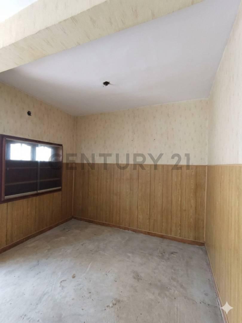Foto de casa multifamiliar 6 ambientes - cochera - PH doble , Avellaneda, imagen 4