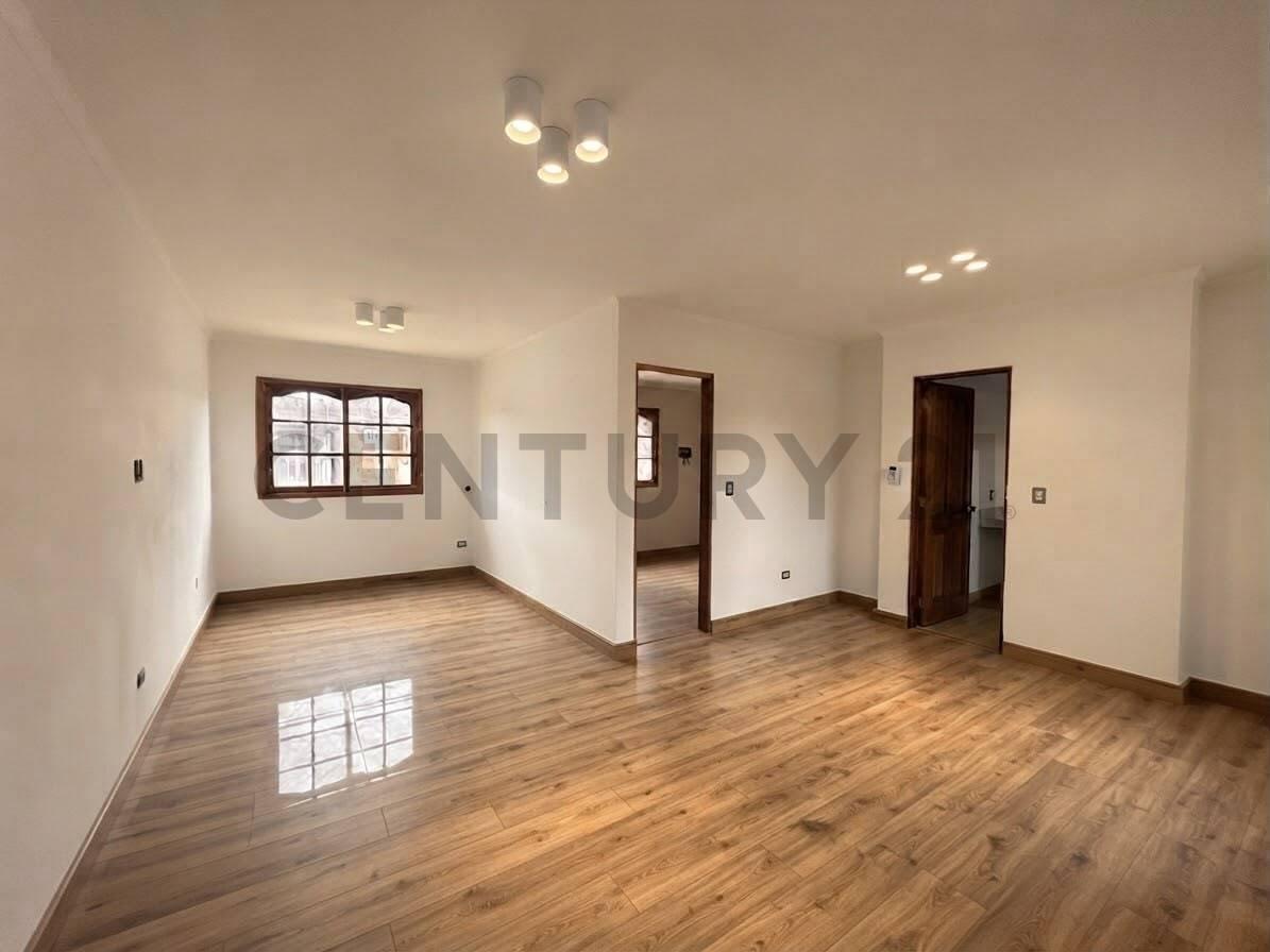 Foto de DEPARTAMENTO 3 AMBIENTES CON COCHERA EN LOMAS DE ZAMORA, imagen 1