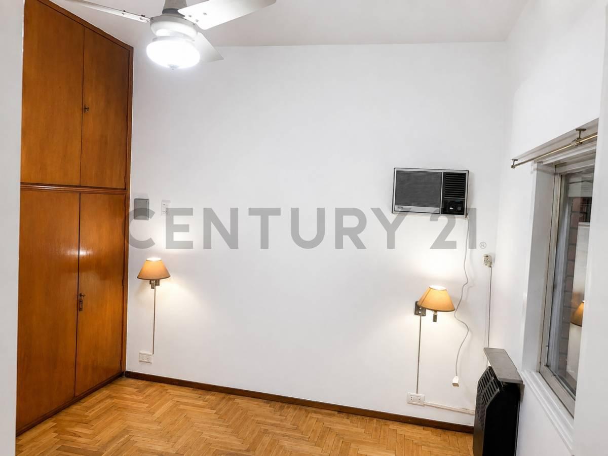 Foto de PH 2 ambientes en Alquiler, imagen 1