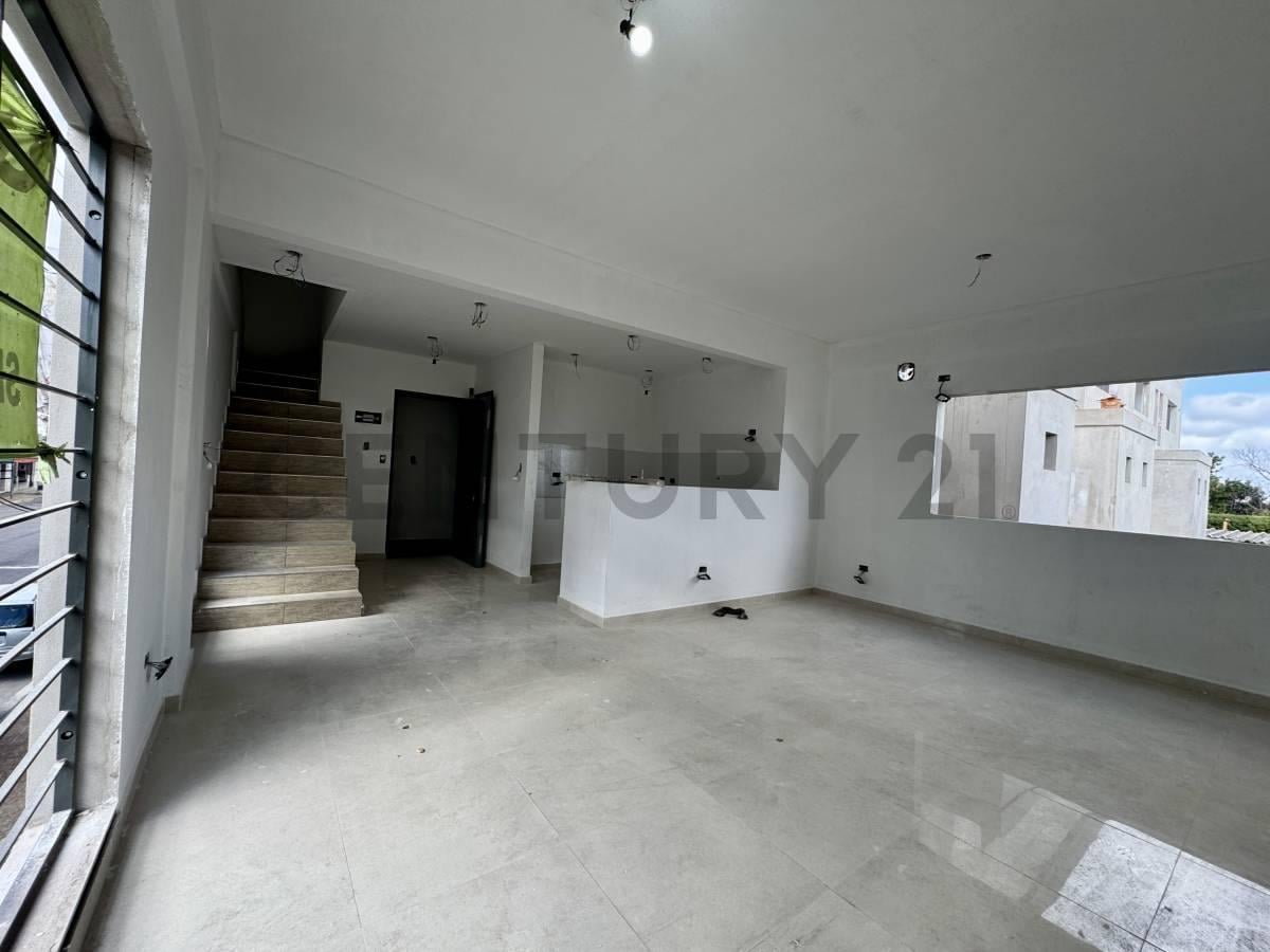 Foto de Venta de triplex a estrenar de 3 ambientes, AV. Belgrano 5669, Wilde., imagen 4
