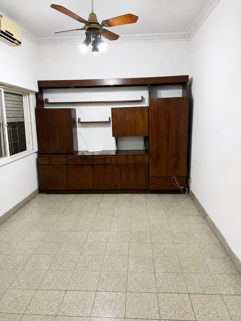 Foto de PH 3 ambientes con patio,parrilla y terraza en Alquiler, imagen 1