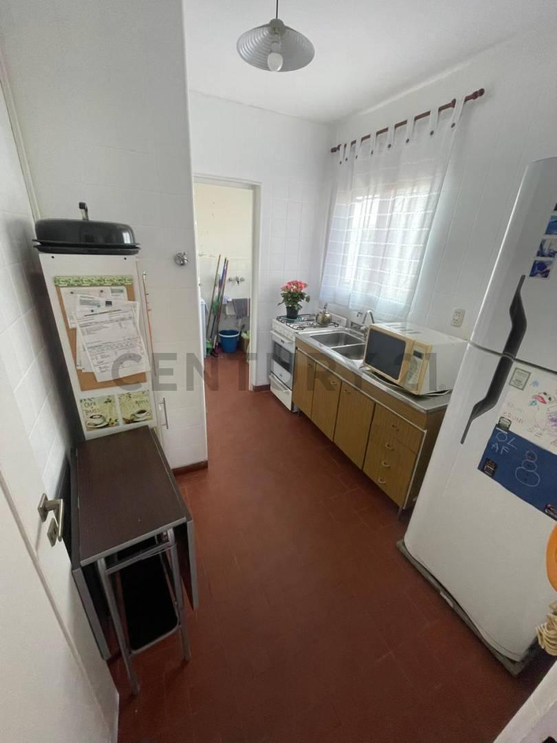 Foto de DEPARTAMENTO 3 AMBIENTES CON COCHERA – LOMAS DE ZAMORA, imagen 3