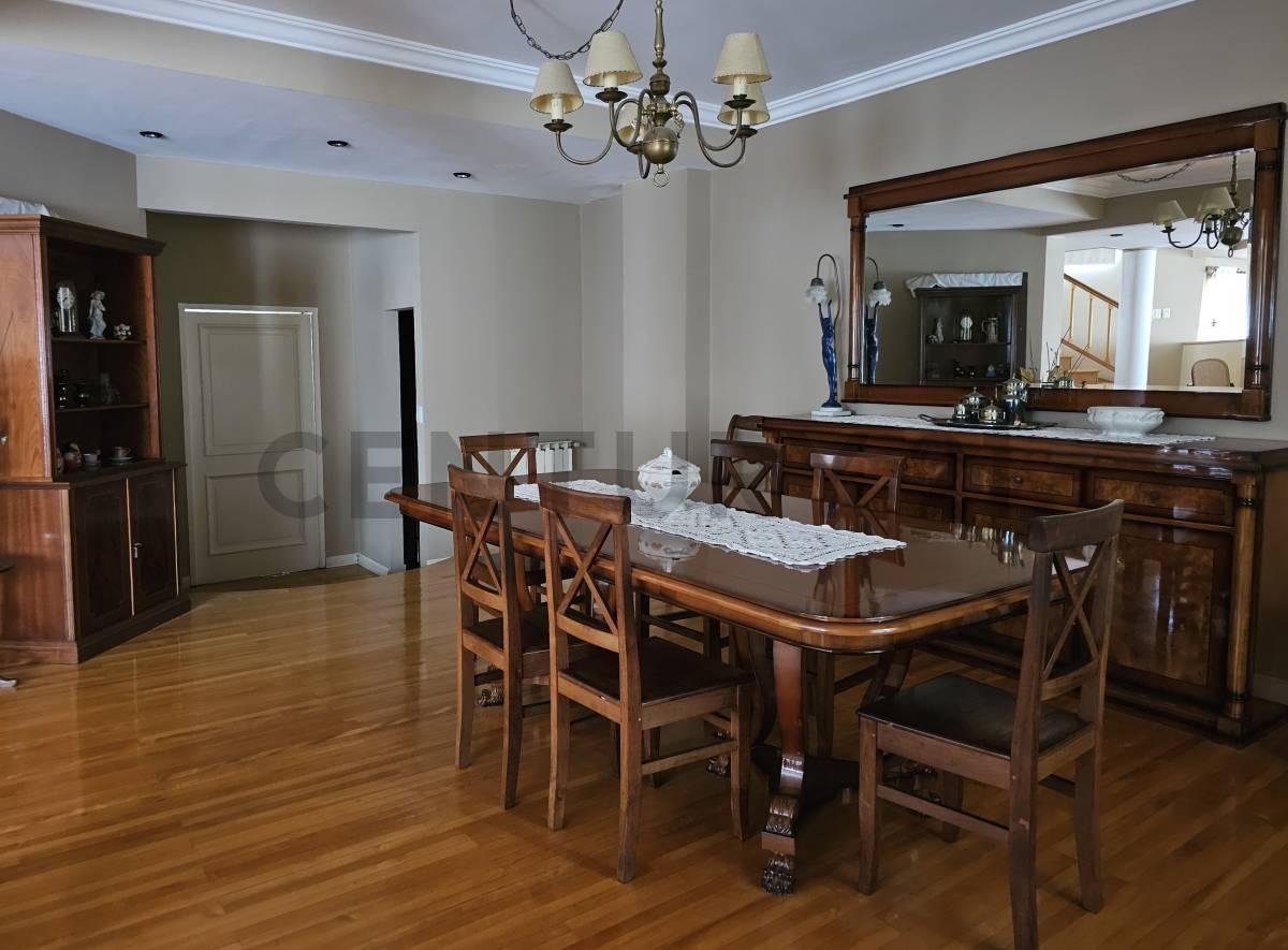 Foto de EXCLUSIVA CASA 6 AMBIENTES CON DETALLES DE CATEGORIA EN VILLA BALLESTER, imagen 4