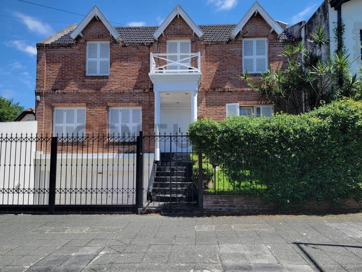 Foto de EXCLUSIVA CASA 6 AMBIENTES CON DETALLES DE CATEGORIA EN VILLA BALLESTER, imagen 1