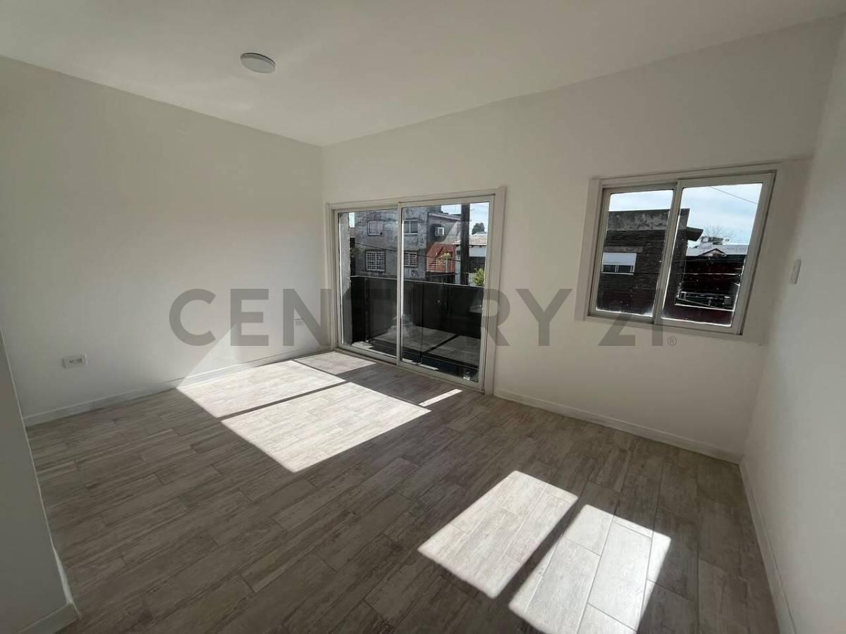 Foto de VENTA DE PH DE 3 AMBIENTES CON TERRAZA EN LANUS ESTE, imagen 4
